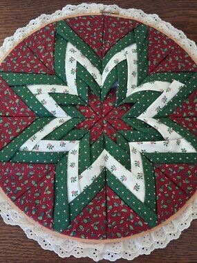 Vintage Hand Quilted Christmas Star 14” Embroidery Hoop Ruffle Wall Hanging